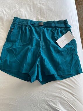 NWT Teal women’s Athletha Shorts, with side pockets and adjustable waist, Small